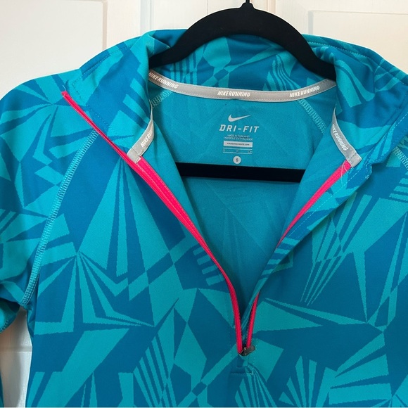Women’s Nike Running Dri-Fit Blue Geometric Half-Zip Jacket Size Small - Picture 5 of 8